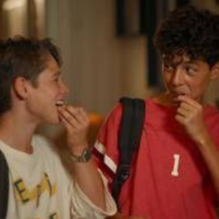 Giovani, 'stare insieme' significa prima di tutto amicizia: per 4 su 10 è vero spazio collaborazione Giovani, 'stare insieme' significa prima di tutto amicizia: per 4 su 10 è vero spazio collaborazione