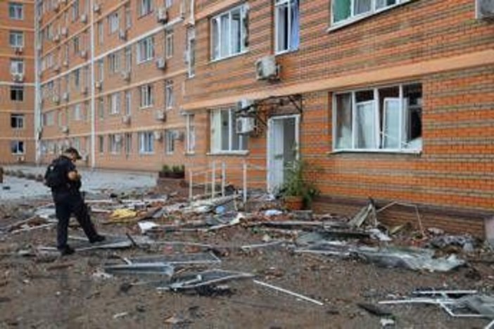 Ucraina, cresce in Ue consenso su prestito con asset russi. Macron frena