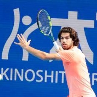 Alcaraz torna alla vittoria a Tokyo, Lehecka battuto in finale Alcaraz torna alla vittoria a Tokyo, Lehecka battuto in finale