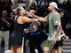 Battaglia dei sessi 2, Sabalenka chiede rivincita a Kyrgios: "C'è qualcosa da cambiare" Battaglia dei sessi 2, Sabalenka chiede rivincita a Kyrgios: "C'è qualcosa da cambiare"