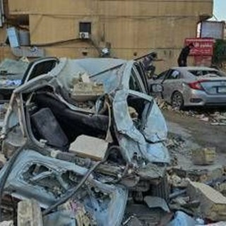 Iran sotto attacco, Teheran risponde ai missili. Israele colpisce il Libano: oltre 30 morti a Beirut Iran sotto attacco, Teheran risponde ai missili. Israele colpisce il Libano: oltre 30 morti a Beirut