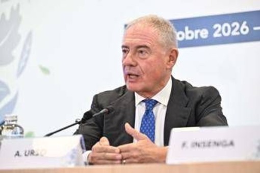 Caro carburanti, Urso: "Al lavoro per proroga price cup tempo necessario" Caro carburanti, Urso: "Al lavoro per proroga price cup tempo necessario"