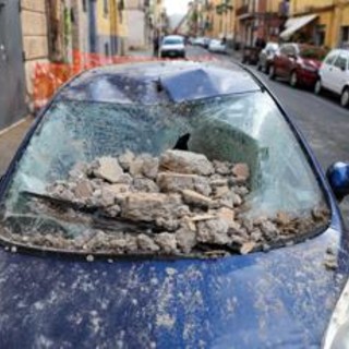 Terremoto 4.7 ai Campi Flegrei e sciame sismico, raffica di scosse Terremoto 4.7 ai Campi Flegrei e sciame sismico, raffica di scosse