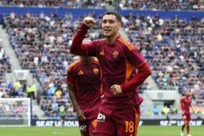 Amichevoli, vincono Roma e Lazio. Pari Milan e Fiorentina Amichevoli, vincono Roma e Lazio. Pari Milan e Fiorentina