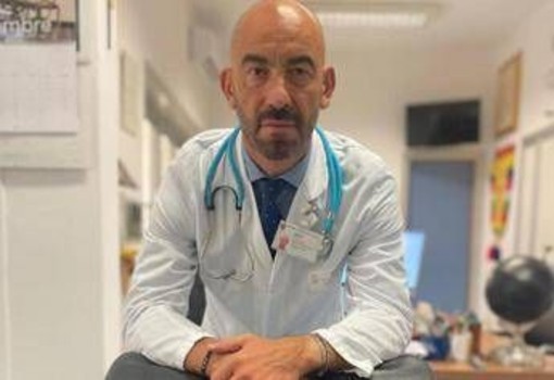 Vaccini, Bassetti: "Da Mattarella linea netta, si dimetta chi ha difeso medici no vax e legittimato fake news" Vaccini, Bassetti: "Da Mattarella linea netta, si dimetta chi ha difeso medici no vax e legittimato fake news"