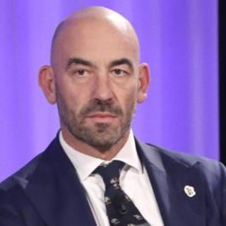 Influenza, Bassetti: "Gennaio pesante per virus e batteri, polmoniti in aumento"