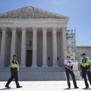 Dazi Usa, chi sono i tre giudici conservatori che hanno 'voltato le spalle' a Trump