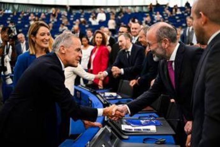 Weber rispolvera la “Ced”: cos’è quel progetto del 1952 che (secondo lui) salverebbe l’Europa anche dall’Afd