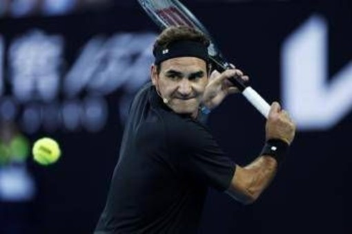 Federer, vacanza italiana sulla terra rossa: il match a Taormina con Arnault Federer, vacanza italiana sulla terra rossa: il match a Taormina con Arnault