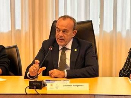 Lazio, Aurigemma: "Regione punto di riferimento per dialogo con istituzioni estere"