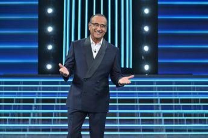 Ascolti tv, 7 ottobre: Rai1 con 'Tale e Quale Show' vince il prime time con il 21.8% di share Ascolti tv, 7 ottobre: Rai1 con 'Tale e Quale Show' vince il prime time con il 21.8% di share
