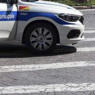 Napoli, investito mentre attraversa la strada: morto in ospedale il professor Italo Ferraro