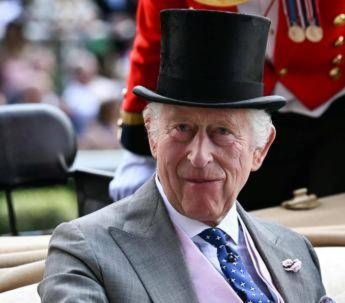 Re Carlo e il 'doppio compleanno', ecco perché festeggia due volte Re Carlo e il 'doppio compleanno', ecco perché festeggia due volte