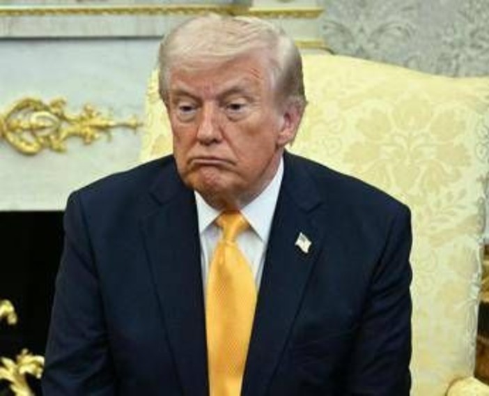 Iran, Trump senza freni: accuse agli alleati e 'giravolta' su Hormuz Iran, Trump senza freni: accuse agli alleati e 'giravolta' su Hormuz