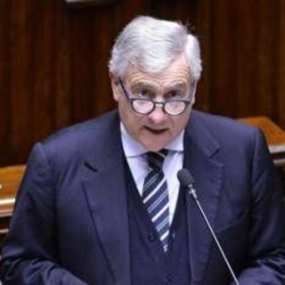 Iran, Tajani: "Oltre 70mila italiani nella regione, crisi potrebbe durare settimane" Iran, Tajani: "Oltre 70mila italiani nella regione, crisi potrebbe durare settimane"