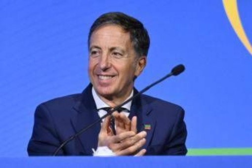 Suppletive, centrodestra esulta per Roscioli: "Vinto senza Vannacci". Meloni: "Ci siamo imposti sul campo larghissimo"