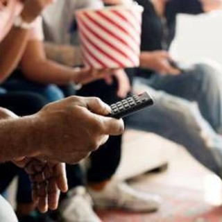 Ascolti tv, 'Il Commissario Montalbano' e 'La Ruota della Fortuna' vincono ancora Ascolti tv, 'Il Commissario Montalbano' e 'La Ruota della Fortuna' vincono ancora