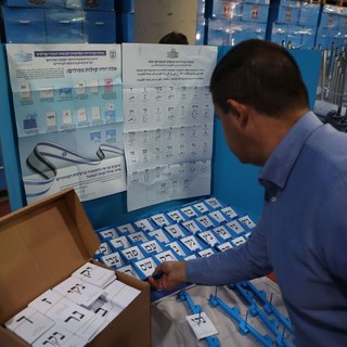 Aperti i seggi per le elezioni in Israele, oltre 7,3 milioni di persone al voto