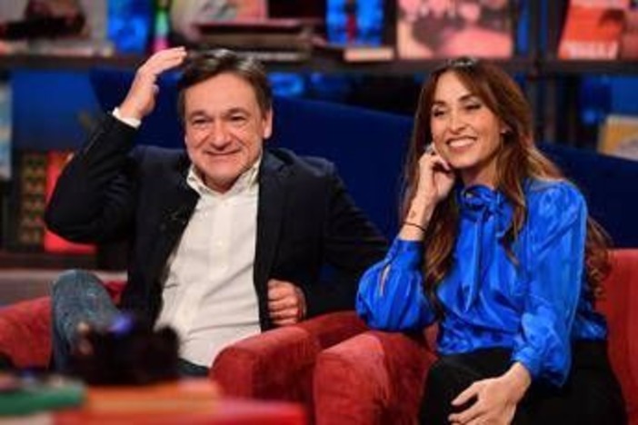 Caressa e Parodi dimenticano l'anniversario di matrimonio: "26 anni e non sentirli..." Caressa e Parodi dimenticano l'anniversario di matrimonio: "26 anni e non sentirli..."