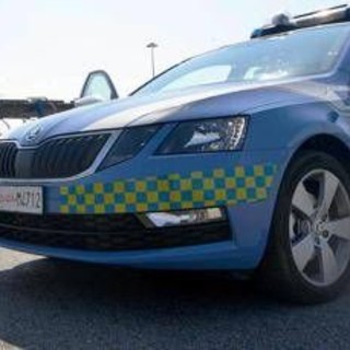 Incidente A1, camion invade carreggiata: tratto chiuso e traffico in tilt