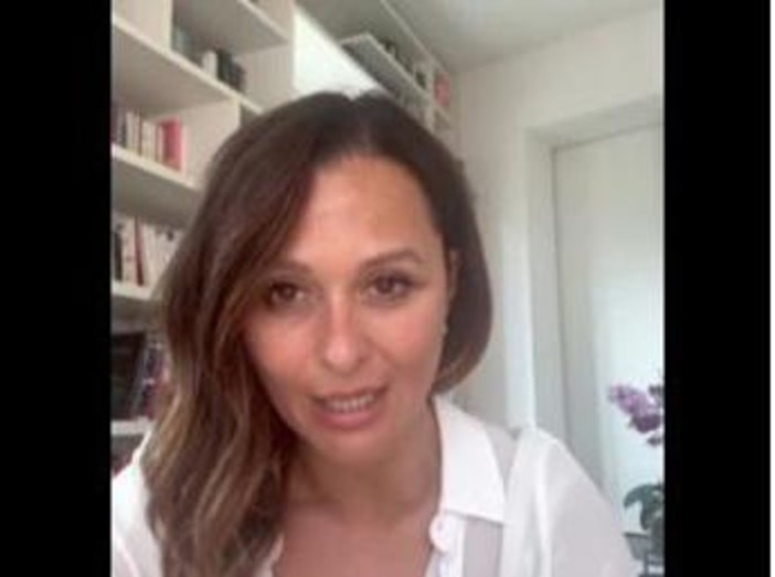 Roma, assessora Pratelli denuncia: "Auguri di stupro, minacce e insulti sessisti sui social" Roma, assessora Pratelli denuncia: "Auguri di stupro, minacce e insulti sessisti sui social"