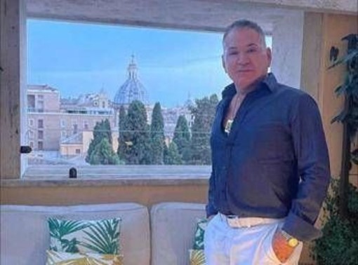 Morta dopo liposuzione a Roma, l'autopsia: "Non si esclude l'embolia polmonare" Morta dopo liposuzione a Roma, l'autopsia: "Non si esclude l'embolia polmonare"