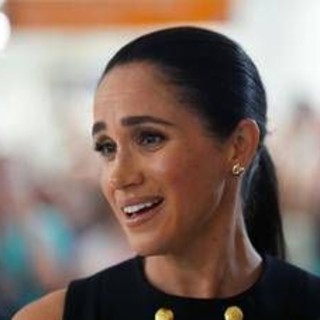 Meghan Markle lancia il calendario dell'Avvento, spunta la proposta 'economica' del sacerdote