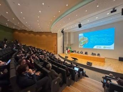 Trasporti, Marco Osnato: "Regioni virtuose vanno premiate" Trasporti, Marco Osnato: "Regioni virtuose vanno premiate"