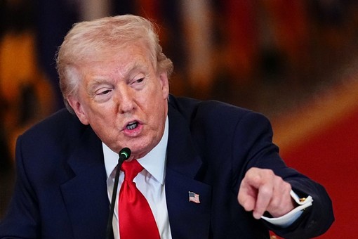 Trump annuncia stop all’attacco contro l’Iran “In corso seri negoziati”