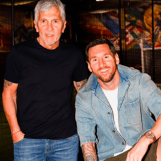 La lettera di addio di Messi a papà Jorge: "Non so come fare senza di te, non credo di giocare ancora a lungo"