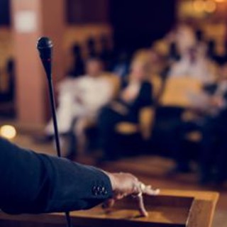 Insegna che "il cambiamento climatico esiste", professore licenziato in America Insegna che "il cambiamento climatico esiste", professore licenziato in America