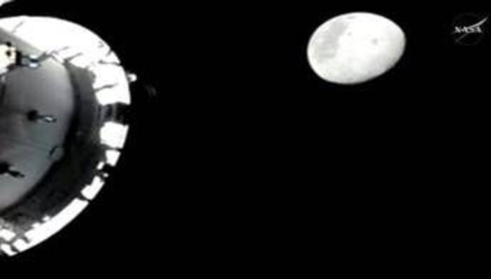 Artemis II batte il record dell'Apollo 13, equipaggio mai così distante dalla Terra Artemis II batte il record dell'Apollo 13, equipaggio mai così distante dalla Terra