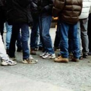 Teramo, 17enne disabile bastonato e gettato in cassonetto: la denuncia del papà sui social Teramo, 17enne disabile bastonato e gettato in cassonetto: la denuncia del papà sui social