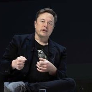 Messaggi estremisti di Grok, xAi di Musk si scusa: "Da ora solo risposte oneste" Messaggi estremisti di Grok, xAi di Musk si scusa: "Da ora solo risposte oneste"