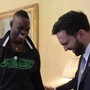 Balotelli a New York dal sindaco Mamdani, stretta di mano e maglia del Ghana in dono Balotelli a New York dal sindaco Mamdani, stretta di mano e maglia del Ghana in dono