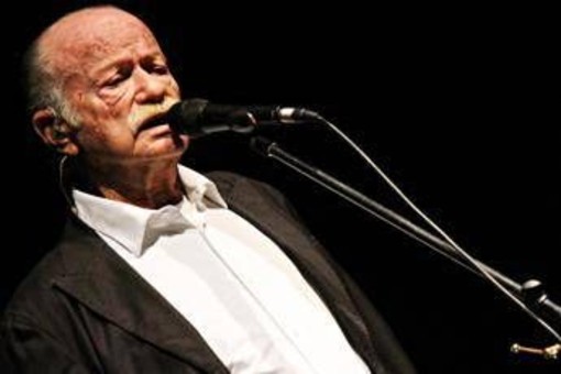 Gino Paoli, addio al cantautore dell'anima: la musica, l'amore e le crisi personali Gino Paoli, addio al cantautore dell'anima: la musica, l'amore e le crisi personali