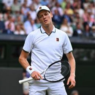 Wimbledon, allarme caldo? Sinner lo snobba: "Mi sono preparato" Wimbledon, allarme caldo? Sinner lo snobba: "Mi sono preparato"