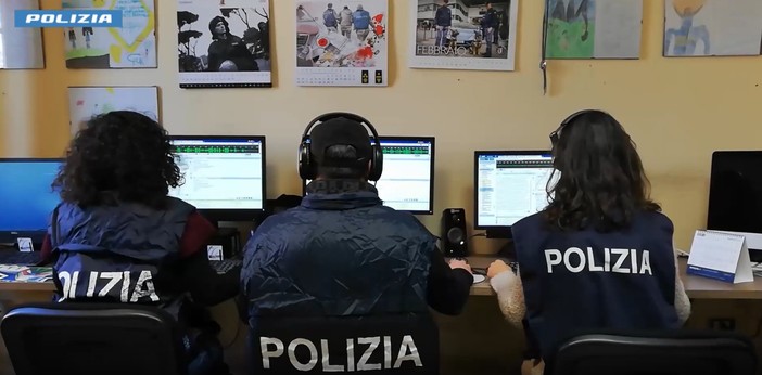 Blitz contro clan mafiosi e narcotraffico a Palermo, 50 misure cautelari Blitz contro clan mafiosi e narcotraffico a Palermo, 50 misure cautelari
