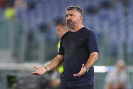 Lazio, rabbia dei tifosi dopo eliminazione dalla Coppa Italia: "Gattuso dimettiti" Lazio, rabbia dei tifosi dopo eliminazione dalla Coppa Italia: "Gattuso dimettiti"