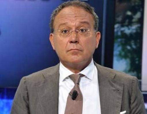 Enrico Varriale licenziato dalla Rai "per giusta causa" Enrico Varriale licenziato dalla Rai "per giusta causa"