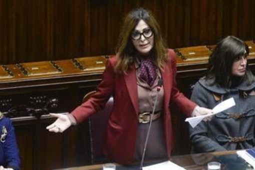 Visibilia, giudice sospende processo Santanchè per diffamazione: atti a Senato Visibilia, giudice sospende processo Santanchè per diffamazione: atti a Senato