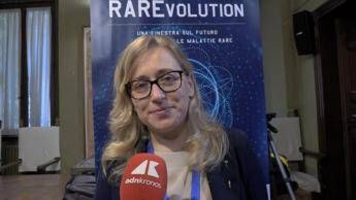 Rosati (Gsk): "Diagnosi precoce, centri riferimento chiari e network aziende-istituzioni per non lasciare il paziente solo" Rosati (Gsk): "Diagnosi precoce, centri riferimento chiari e network aziende-istituzioni per non lasciare il paziente solo"