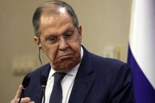 Ucraina-Russia, Lavrov: "Stubb e Meloni chiedono un urgente cessate il fuoco, ma per guadagnare tempo" Ucraina-Russia, Lavrov: "Stubb e Meloni chiedono un urgente cessate il fuoco, ma per guadagnare tempo"