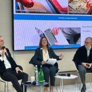 Al via 'Camera del Futuro' a Sassari, innovazione trasforma servizi per aziende Al via 'Camera del Futuro' a Sassari, innovazione trasforma servizi per aziende