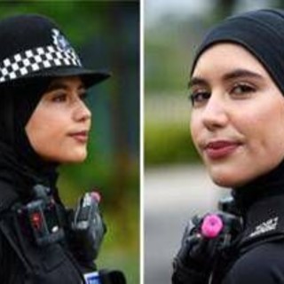 Ecco l'hijab hi-tech per le poliziotte islamiche in Inghilterra, 3 anni per progettare il velo Ecco l'hijab hi-tech per le poliziotte islamiche in Inghilterra, 3 anni per progettare il velo