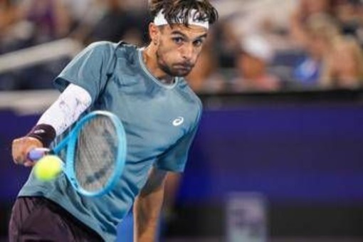Musetti vince derby con Arnaldi e vola al secondo turno del torneo Atp di Lione