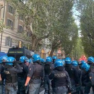 Cronista Adnkronos minacciata durante corteo pro Pal a Roma: la solidarietà della politica Cronista Adnkronos minacciata durante corteo pro Pal a Roma: la solidarietà della politica