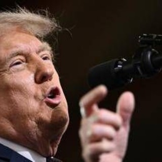 Iran-Usa, Trump: "Accordo ad un passo, Stretto di Hormuz verrà riaperto" Iran-Usa, Trump: "Accordo ad un passo, Stretto di Hormuz verrà riaperto"