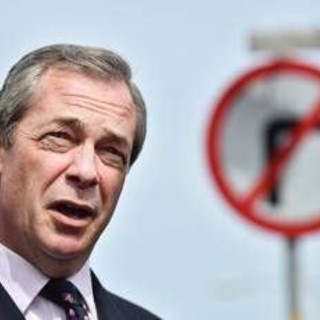 Farage contro tutti a Clacton: 34 candidati (con Count Binface) e una maxi scheda elettorale