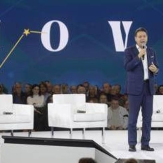 Dal M5S un Patto generazionale per i giovani: dai 15mila euro per i 18enni al voto ai 16enni, le proposte